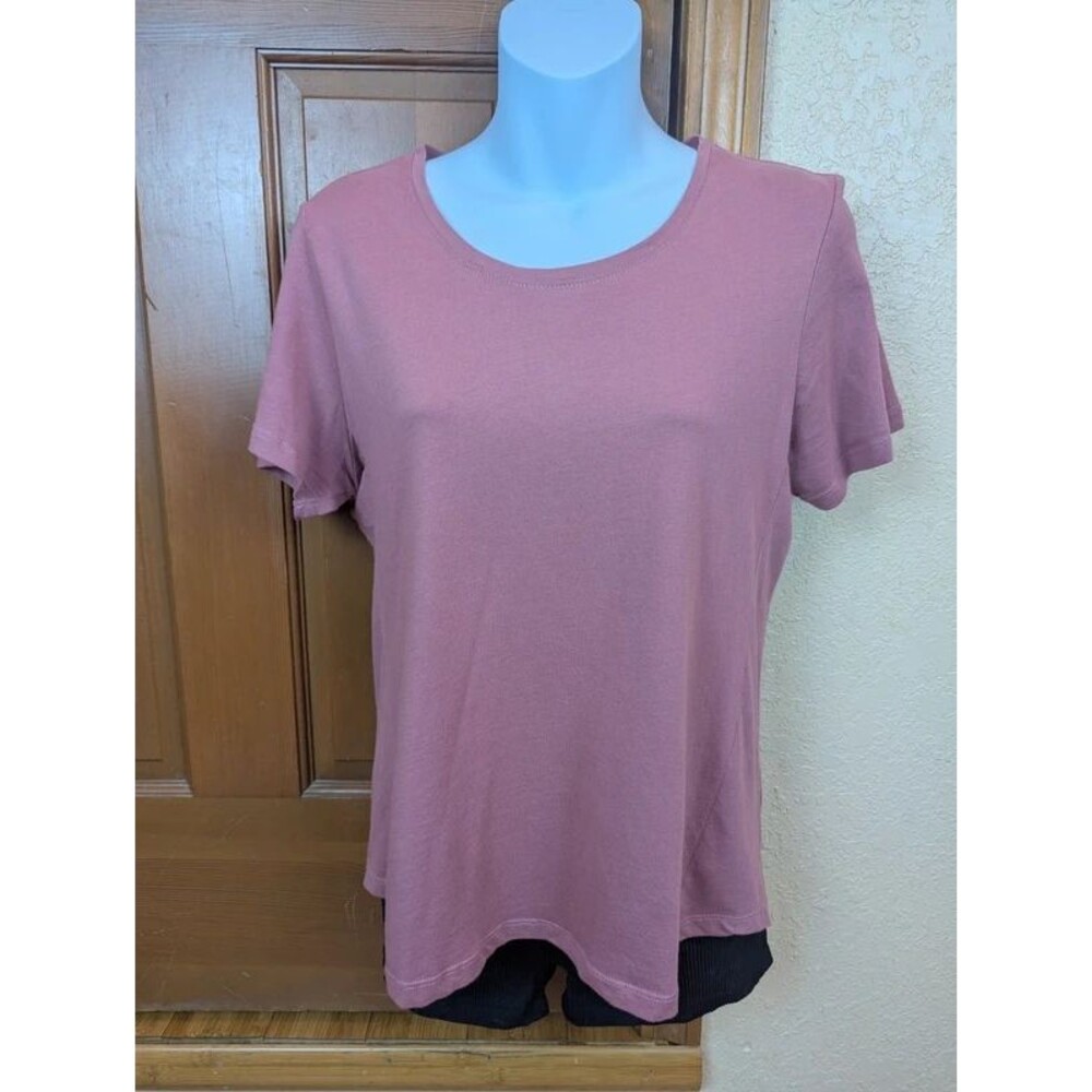 Kuhl Short Sleeve Ourdoors Camping Hiking Tee in Dusty Pink Size S